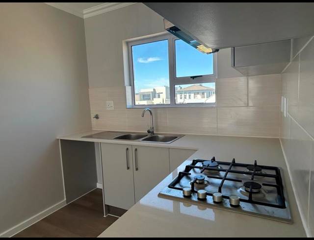 2 BEDROOM PROPERTY TO RENT IN SUNNINGDALE